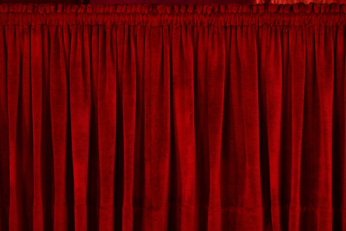 Outdoor Smart Curtain: The Overlooked Weak Link in Your Smart Home?